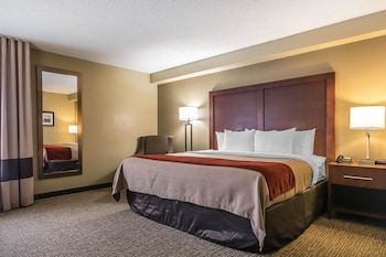 Basic Room, 1 Queen Bed, Accessible, Non Smoking