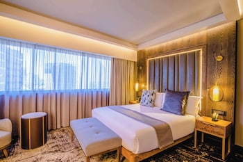 Sandton Towers Corner Deluxe Double Room