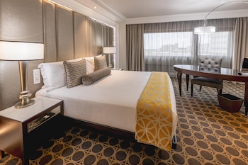 Sandton Sun Executive Double Room