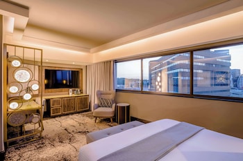 Sandton Towers Corner Deluxe Double Room
