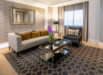 Sandton Sun Apartment Twin Room