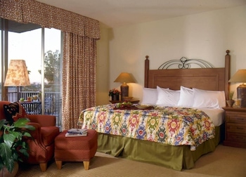Executive Suite, Golf View, Tower