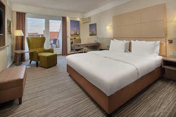 Room, 1 Queen Bed, Balcony