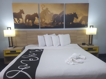 Room, 1 King Bed, Non Smoking