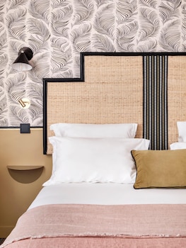Deluxe Double or Twin Room (Palm)