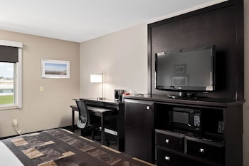 Standard Room, 1 King Bed (Handicapped Accessible one King Bed)