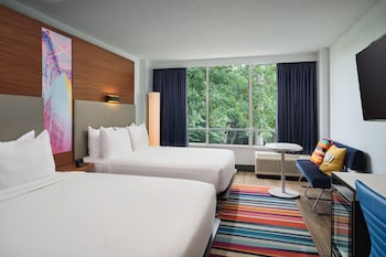 Room, 2 Double Beds (Hearing Accessible)