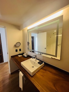 Junior Suite, 2 Double Beds, Ocean View