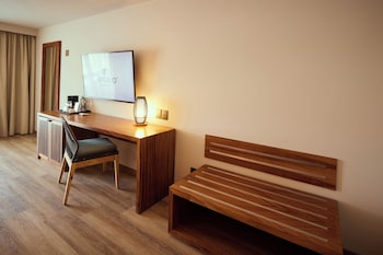Deluxe Room, 2 Double Beds