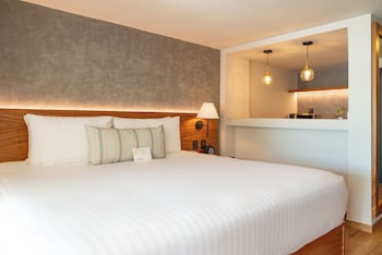 Prestige Room