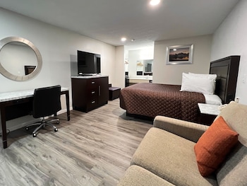 Standard Room, 1 King Bed, Smoking