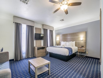 Studio Suite, 1 King Bed, Non Smoking (Second Floor, Interior Stairs Only)