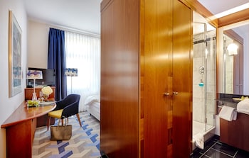 Superior Single Room