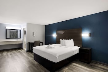 Standard Room, 1 King Bed, Non Smoking