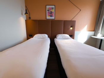 Standard Room, 2 Twin Beds