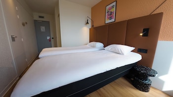 Standard Room, 2 Twin Beds