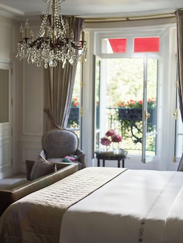 Prestige Suite - Avenue Montaigne View