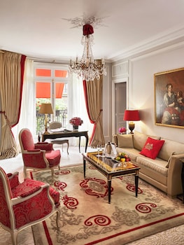 Suite Deluxe - Vue Montaigne