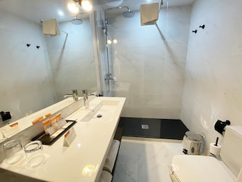 Double Room Single Use