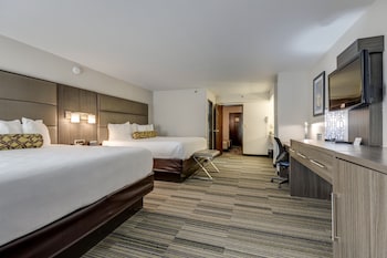 Junior Suite, Multiple Beds