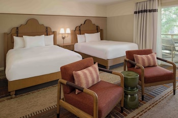 Room, 2 Queen Beds, Patio (Forest View)