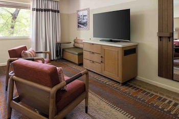 Room, 2 Queen Beds (Forest View)
