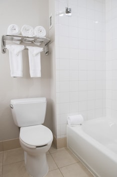 Standard Room, 1 King Bed (Leisure)