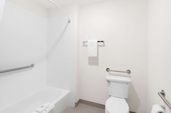 Comfort Double Room, 2 Queen Beds, Non Smoking