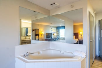 Studio Suite, 1 King Bed, Non Smoking