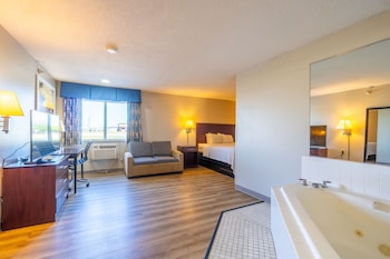 Studio Suite, 1 King Bed, Non Smoking