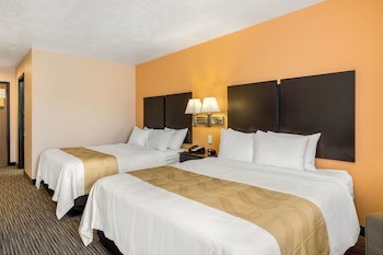 Room, 2 Queen Beds, Non Smoking