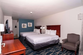 Standard Room, 2 Queen Beds, Non Smoking, Refrigerator & Microwave