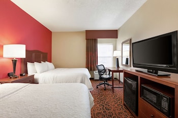 Room, 2 Queen Beds, Accessible, Non Smoking (Mobility & Hearing, Roll-In Shower)
