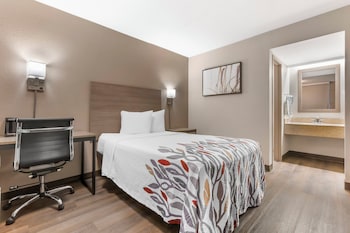 Deluxe Room, 1 Double Bed (Smoke Free)