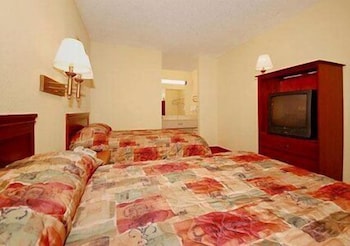 Standard Room, 2 Double Beds, Non Smoking