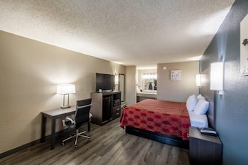 Standard Room, 1 King Bed, Smoking