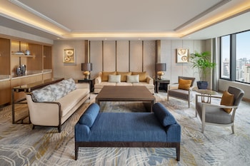 Suite, 1 Bedroom (Governor)