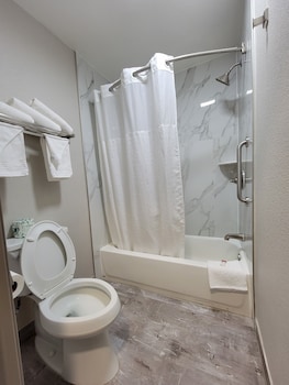 Studio Suite, 1 King Bed, Non Smoking