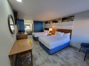 Standard Room, 2 Queen Beds, Refrigerator & Microwave