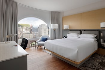 Club Room, 1 King Bed