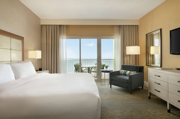 One king bed 1 bedroom suite oceanfront