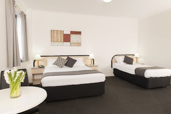 Executive Suite with Spa Bath