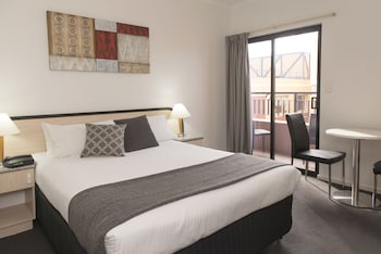 Executive Suite with Spa Bath