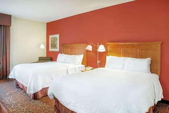 Room, 2 Queen Beds, Accessible, Non Smoking