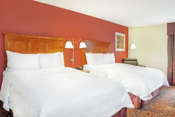 Room, 2 Queen Beds, Accessible, Non Smoking