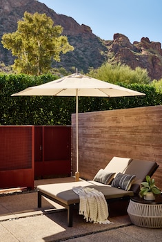 Room, 1 King Bed, Terrace (Terrace Casita King)