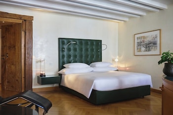 Suite (Widder Historic)