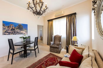 Deluxe Suite, Multiple Beds, Non Smoking, Balcony