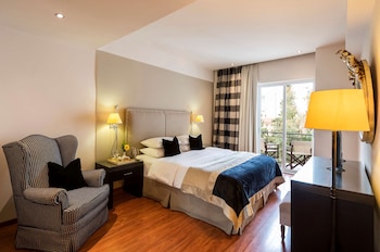 Executive Room, 1 King Bed, Non Smoking, Balcony