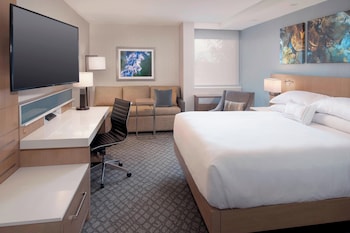 Executive Room, 1 King Bed with Sofa bed, Executive Level